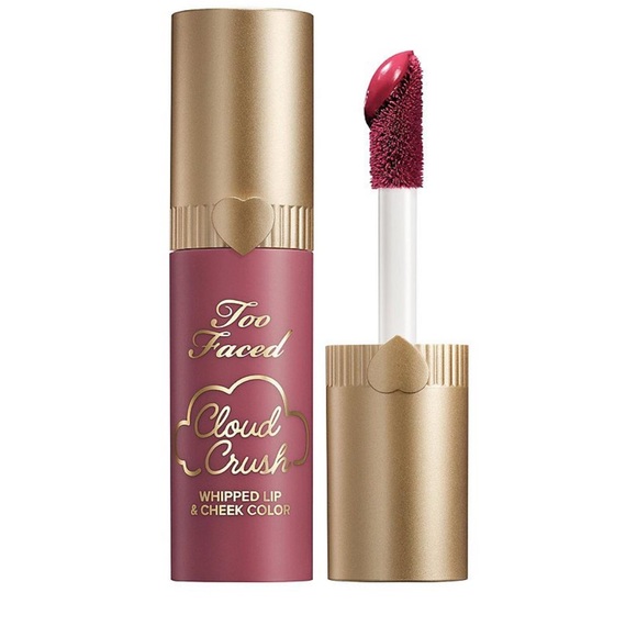 LN Too Faced Cloud Crush Lip/Cheek Color in Bed of Roses - Picture 1 of 4